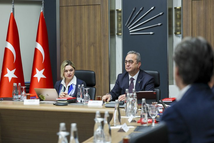 Selin Sayek Böke, CHP Genel Merkezi'nde Ekonomi Eşgüdüm Konseyi’ne (EEK) başkanlık etti