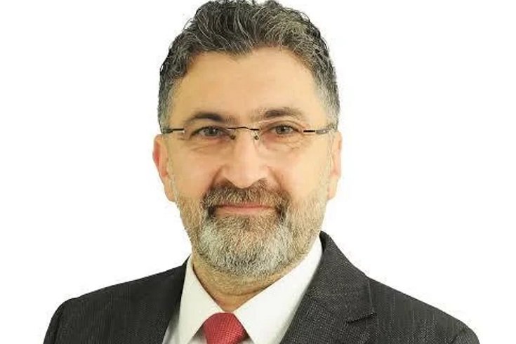 Serik Belediye Başkanı Kadir Kumbul partisinden istifa etti