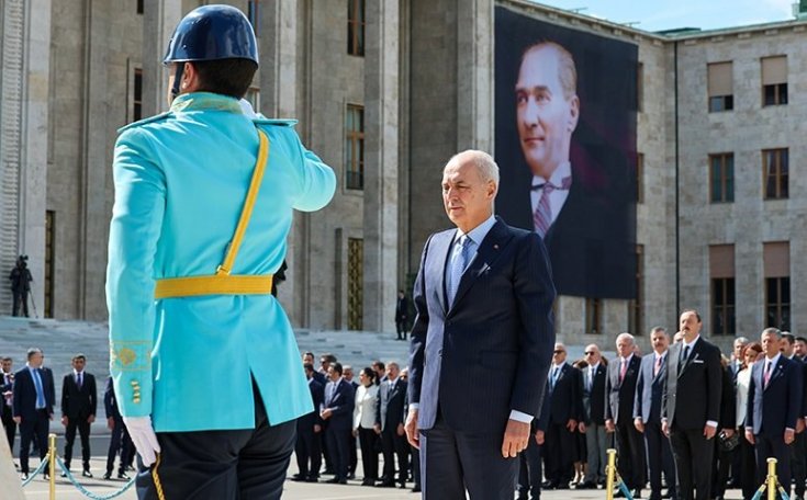 TBMM’nin 28’inci Dönem, 5. Yasama Yılı, TBMM Genel Kurulu’nda düzenlenen özel oturumla açıldı TBMM’nin 28’inci Dönem, 5. Yasama Yılı, TBMM Genel Kurulu’nda düzenlenen özel oturumla açıldı
