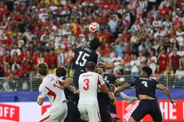 Türkiye Milli Erkek Futbol takımı, Paraguay'a 1-0 yenilerek Dünya Kupası'na veda etti