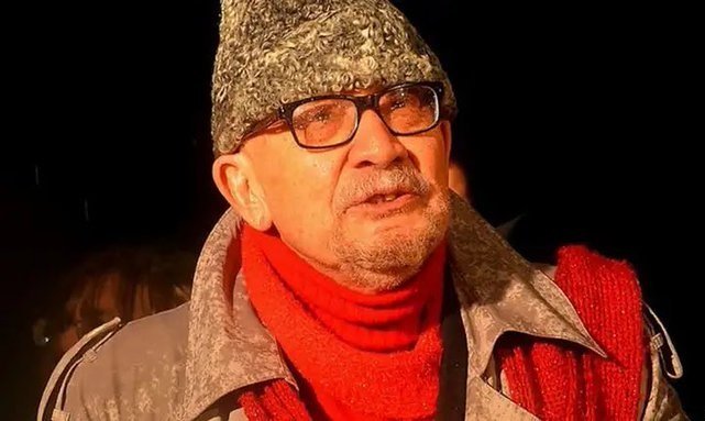 Yalçın Küçük hayatını kaybetti Yalçın Küçük hayatını kaybetti