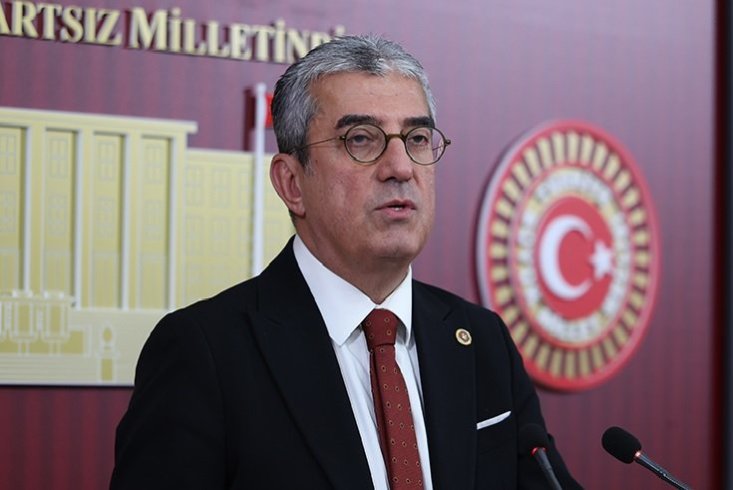 YENİ Parti Grup Başkanvekili Gökhan Günaydın: ''Bir de diyorlar ki 'Cumhurbaşkanımızın ne sorumluluğu var?'' Bunları ben mi atadım? YENİ Parti Grup Başkanvekili Gökhan Günaydın: ''Bir de diyorlar ki 'Cumhurbaşkanımızın ne sorumluluğu var?'' Bunları ben mi atadım?