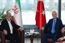 Cumhurbaşkanı Erdoğan, İran Cumhurbaşkanı Mesud Pezeşkiyan ile görüştü