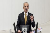 Ulaştırma ve Altyapı Bakanı Abdulkadir Uraloğlu açıkladı: 7 ülkeye uçak seferleri 31 Mart'a kadar yapılmayacak!