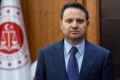 Adalet Bakanı Gürlek: 44 orman yangınıyla ilgili adli soruşturmalarda orman yangınlarıyla ilgili 6 şüpheli tutuklandı
