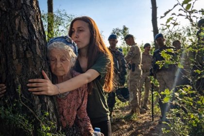 Akbelen savunucusu Esra Işık'a 44 bin 200 lira para ve 2 yıl 1 ay hapis cezası verildi
