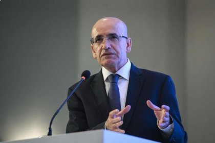 Bakan Şimşek: Jeopolitik gelişmelerin ekonomiye etkilerini sınırlamak için gerekli adımları atıyoruz
