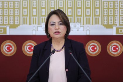 CHP Adana Milletvekili Dr. Müzeyyen Şevkin: Vatandaşın köprüsü, otoyolu, çevre yolu tek tek satılıyor!