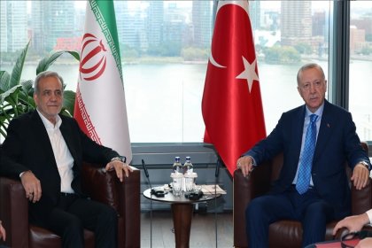 Cumhurbaşkanı Erdoğan, İran Cumhurbaşkanı Mesud Pezeşkiyan ile görüştü