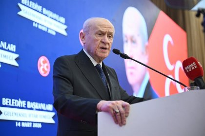 Devlet Bahçeli iftarda konuştu: Türkiye’nin kaderi, başkalarının çizdiği haritaların içinde savrulmak değildir. Türkiye’nin kaderi, haritaların yeniden çizildiği masalarda söz sahibi olmaktır!