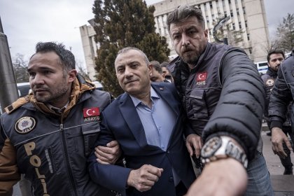 Eski Tunceli Valisi Tuncay Sonel tutuklandı