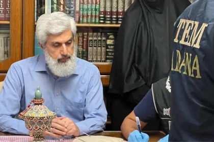 Furkan Vakfı'na operasyon: Alparslan Kuytul gözaltında