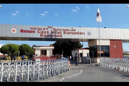 İBB'ye yönelik 'yolsuzluk' davasında 2. celse tamamlandı 7 kişi hakkında tahliye kararı var