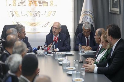 Kemal Kılıçdaroğlu, Cizre Ticaret ve Sanayi Odasını ziyaret etti