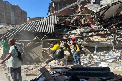Kolombiya'daki 7.4 büyüklüğündeki depremde can kaybı 240'a yükseldi