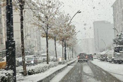 Meteoroloji uyardı: İstanbul dahil 53 ilde turuncu ve sarı kodlu yağış, sağanak, fırtına ve kar yağışı etkili olacak