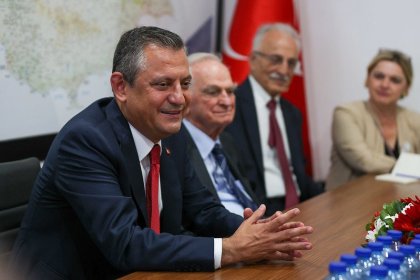 Özgür Özel ve arkadaşları CHP'ye kayyum atanması için Sulh Hukuk Mahkemesine başvurdu