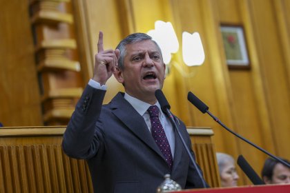 Özgür Özel: Ya ara seçim yapılacak ya da korkaklar tarihe yazılacak