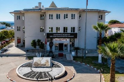 Seferihisar Belediyesine yönelik rüşvet operasyonunda 6 kişi gözaltına alındı