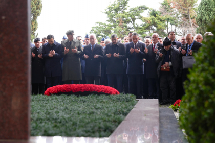 Sekizinci Cumhurbaşkanı Turgut Özal mezarı başında anıldı