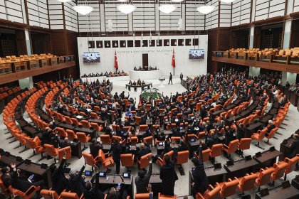 TBMM Genel Kurulu'nda şehit aileleri ve gazilere yönelik düzenlemeleri içeren kanun teklifi oy birliğiyle kabul edildi