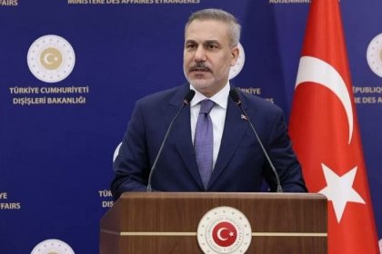 Türkiye'nin Bakü Büyükelçiliği'nden Hakan Fidan'ın Bakü'de 'gizli görüşme' yaptığı iddiasına yalanlama
