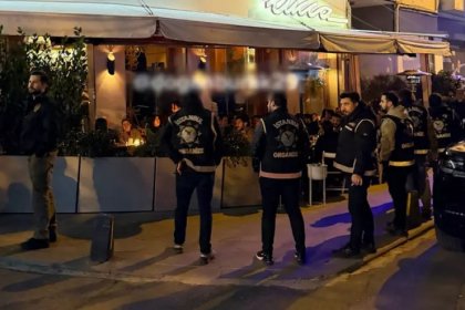 Ünlülere yönelik yeni uyuşturucu operasyonunda çok sayıda gözaltı kararı var: ünlülerin mekanı Lucca'da arama yapıldı