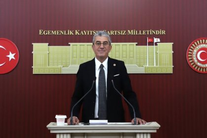YENİ Parti Grup Başkanvekili Gökhan Günaydın; Gece yarısı önergeleriyle 250 bin yatırımcı mağdur edildi