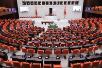 DEM Parti, kayıtlara geçen Bakan Gürlek'e Şırnak Cezaevi'nde yapılan çıplak aramayı sordu
