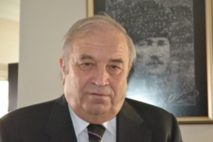 Şahin Mengü